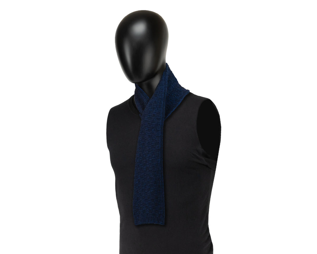 Dash Keyhole Scarf