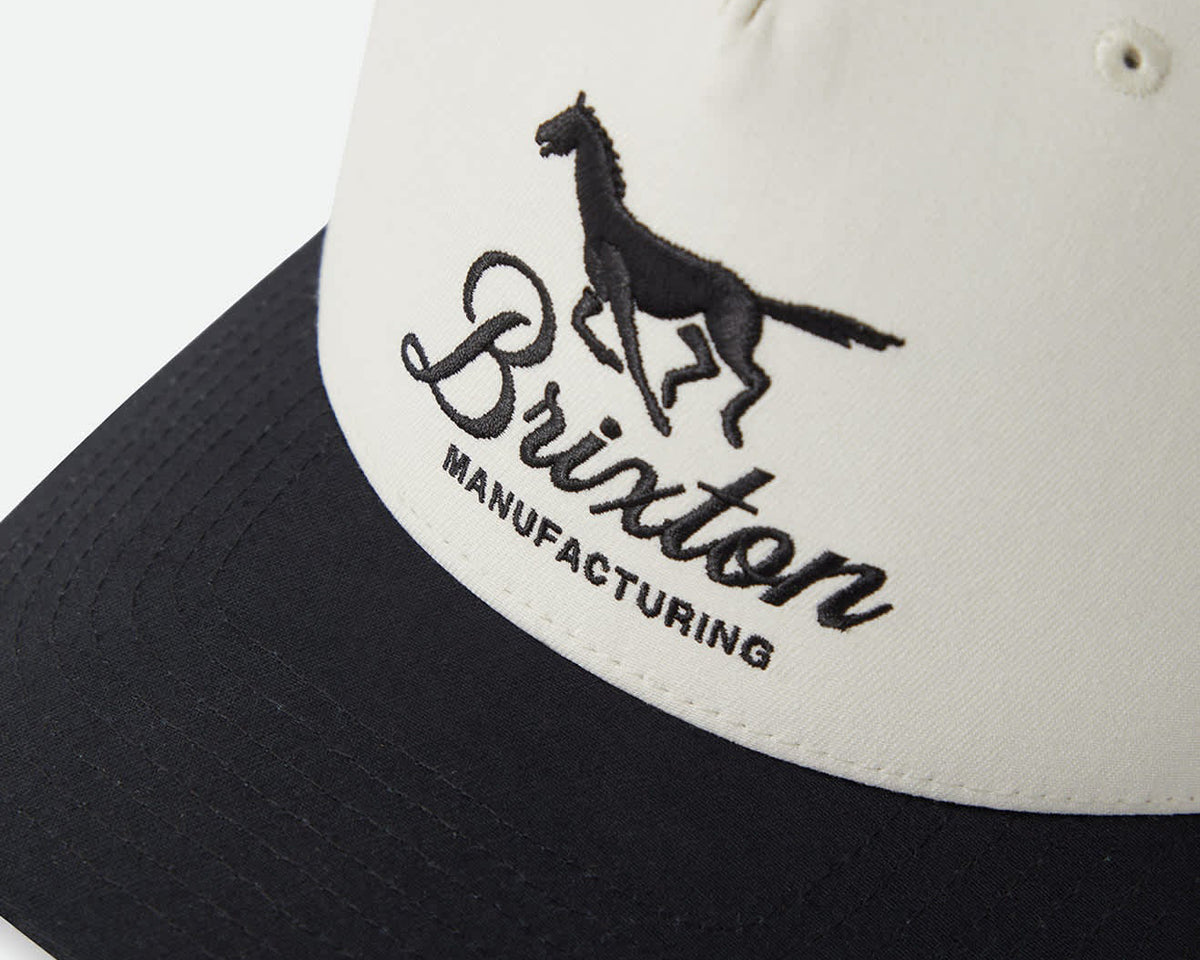 Leisure Snapback | Off White & Black