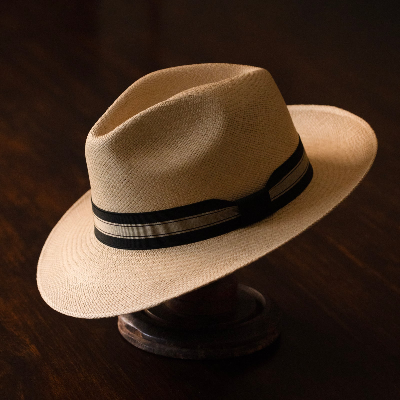 帽子 Akubra Blue Mountains Added a new Akubra hat to my EDC. I already had the